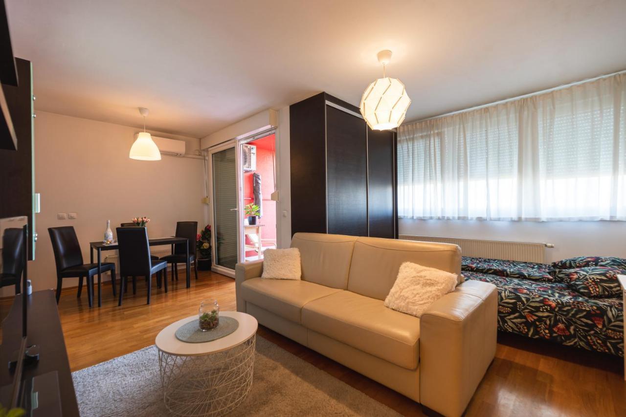 Flexible Selfcheckins 29 - Zagreb - Garage - Loggia - New - Apartments Repinc Dış mekan fotoğraf