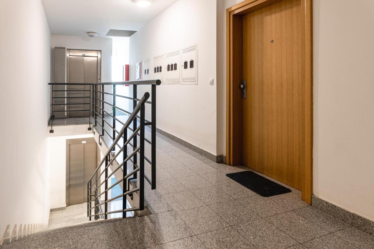 Flexible Selfcheckins 29 - Zagreb - Garage - Loggia - New - Apartments Repinc Dış mekan fotoğraf